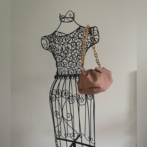 Bottega inspired Beige Dumpling Bag with Gold Chain - Picture 12 of 16